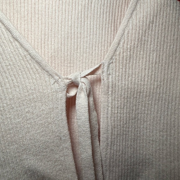 Sincerely Jules Soft Pink Tie Cardigan Cropped Sweater NWT Red Hearts Medium - Picture 5 of 8